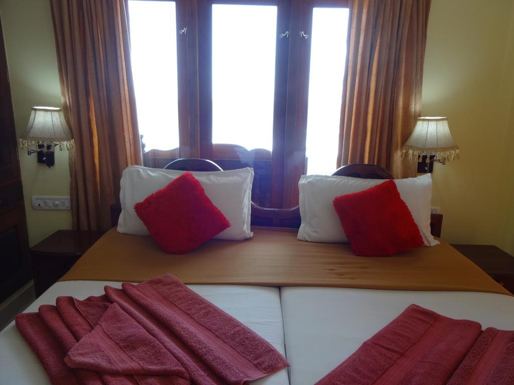 קובאלאם Hotel Sea View Palace - The Beach Hotel מראה חיצוני תמונה