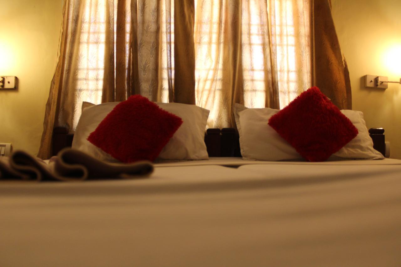 קובאלאם Hotel Sea View Palace - The Beach Hotel מראה חיצוני תמונה