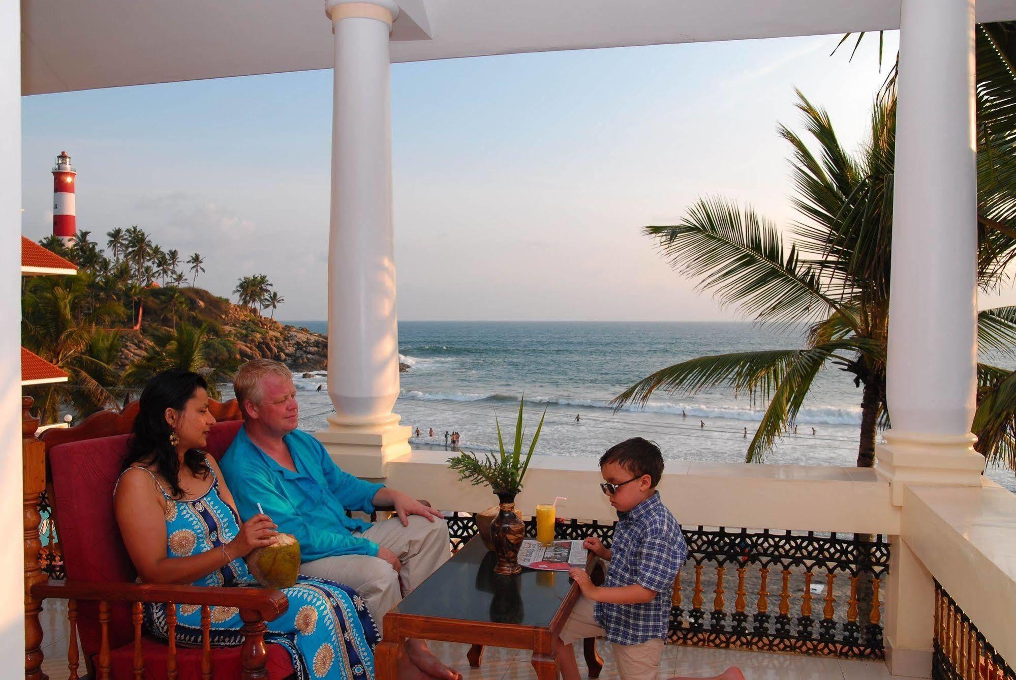 קובאלאם Hotel Sea View Palace - The Beach Hotel מראה חיצוני תמונה